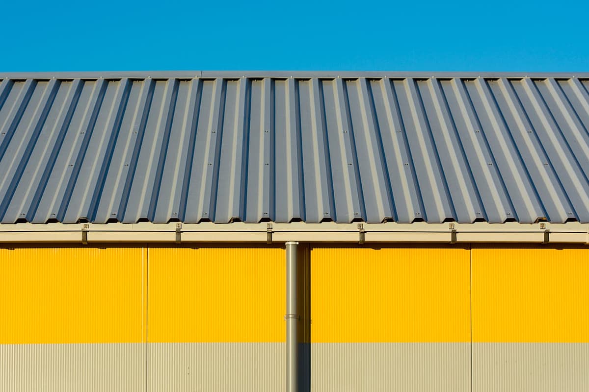 Metal roofing install